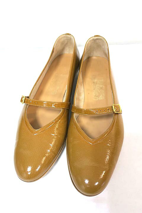 フェラガモ靴 フェラガモ ローヒール サルヴァトーレ 8 Salvatore サルヴァトーレ 靴 Lサイズ リサイクルブティックabc レディース Ferragamo ベージュ 中古 パンプス 8 ベージュ ローヒール