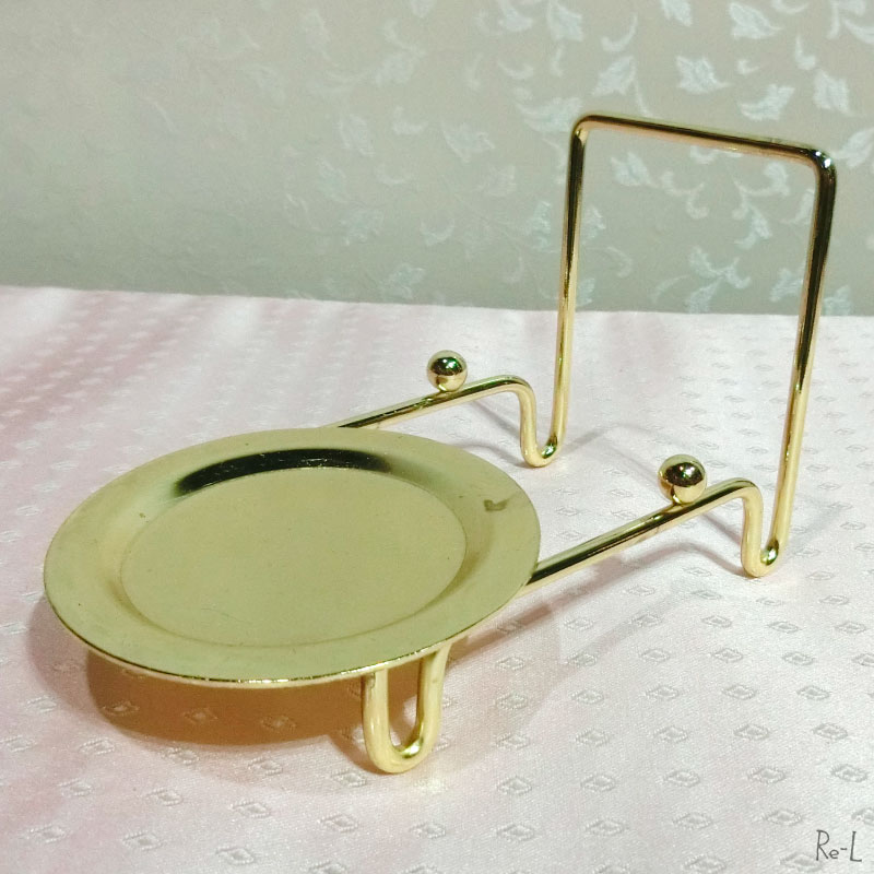 【楽天市場】カップ＆ソーサースタンドカップホルダー ティーカップスタンド スタンド キッチン ディスプレイ インテリア おしゃれ かわいい