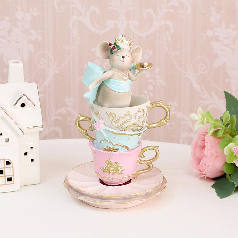 ネズミ　鼠　人形　陶器　オブジェ　置物　インテリア　工芸品　美術品　A1137 ネズミ 鼠 人形 陶器 オブジェ 置物 インテリア 工芸品 美術品