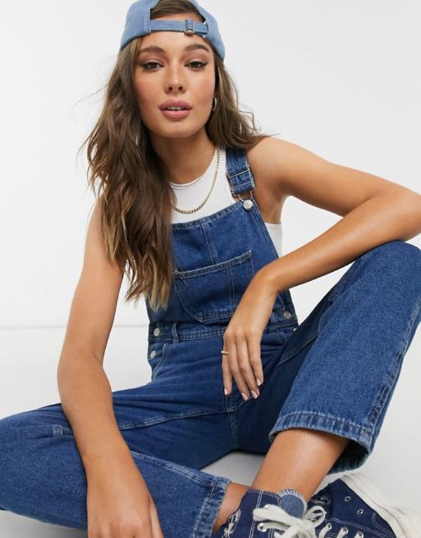 アーバンブリス レディース カジュアルパンツ ボトムス Urban Bliss overalls in mid wash Mid wash