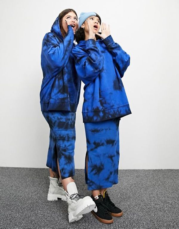 ウエスト コルージョン レディース ワンピース トップス COLLUSION tie dye satin mini dress in blue MID  BLUE：ReVida 店 ウエスト - shineray.com.br