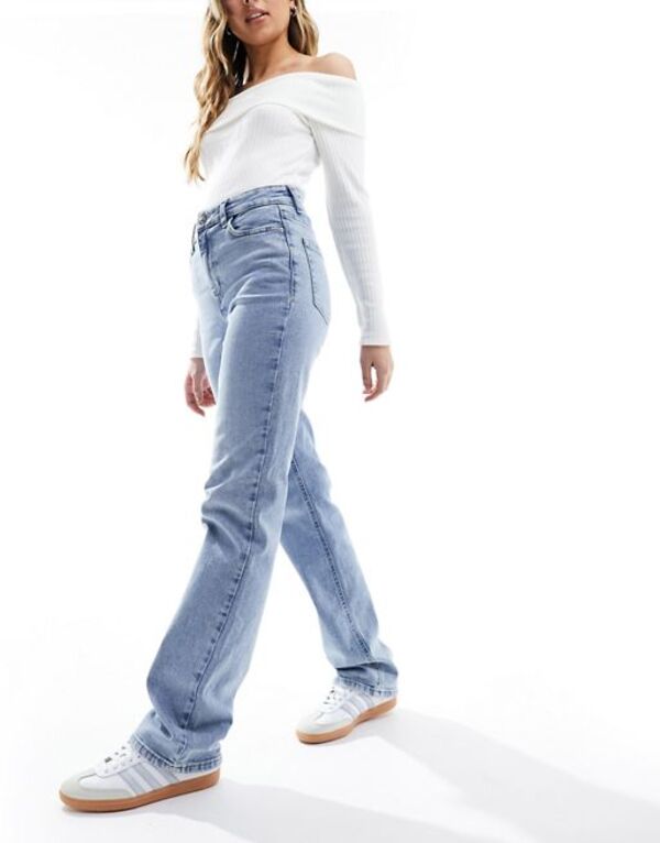 ピーシーズ レディース ボトムス デニムパンツ ストレート ジーンズ Pieces Kelly high waisted straight leg jeans in light LIGHT BLUE ブルー｜ReVida 店