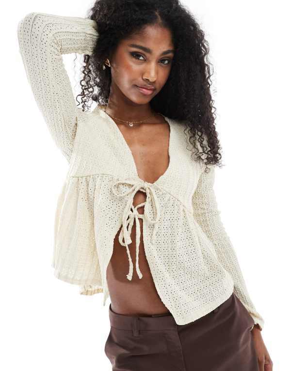 ミスセルフフリッジ レディース トップス シャツ Miss Selfridge tie front long sleeve peplum top in cream TBC クリーム｜ReVida 店