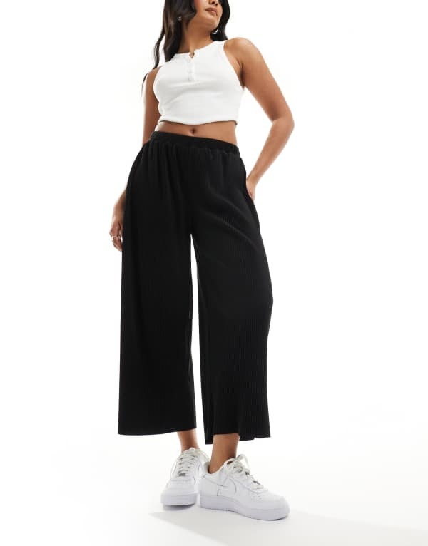 エイソス レディース ボトムス 心地好いズボン下 ASOS DESIGN plisse wide culottes Black 黒いこと