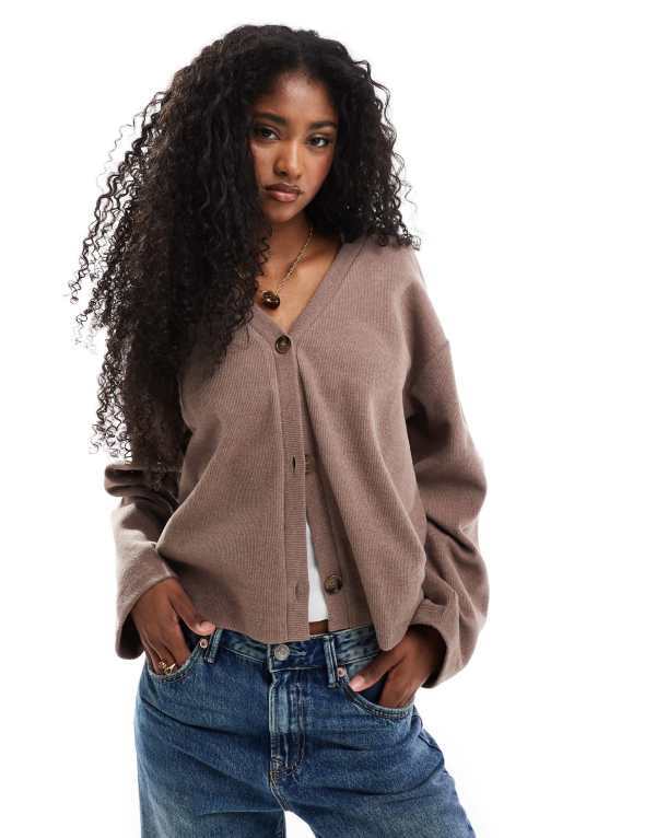 ミスセルフフリッジ レディース アウター カーディガン Vネック Miss Selfridge soft touch rib relaxed V-neck cardigan in camel camel キャメル