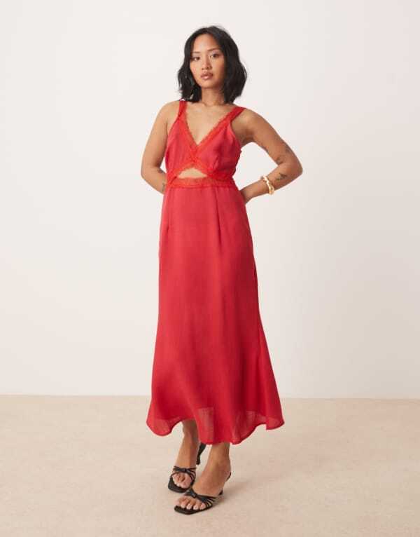 ネバーフリードレスド レディース トップス ワンピース カットアウト プチ リネン Never Fully Dressed Petite Mimi linen cut-out midaxi dress Red レッド
