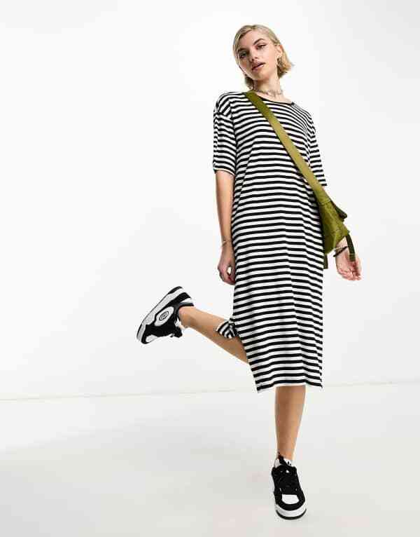 ノイジーメイ レディース トップス ワンピース シャツワンピース ミディ Tシャツ Noisy May midi t-shirt dress and white stripe Black & white stripe ホワイト|ReVida 店