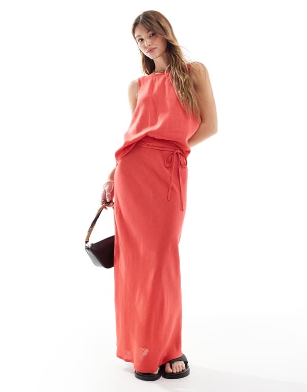エイソス レディース ボトムス スカート ミディ リネン ASOS DESIGN linen blend bias midi skirt red レッド｜ReVida 店