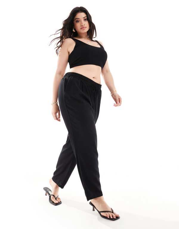 ヴェロモーダ レディース ボトムス 心地好いズボン下 ズボン下 リネン Vero Moda Curve linen blend tapered pants Black 黒いこと