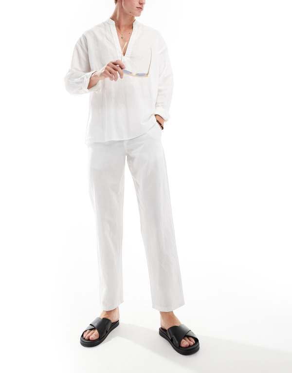 ジャック アンド ジョーンズ メンズ ボトムス カジュアルパンツ パンツ リネン Jack & Jones drawstring linen mix pants White ホワイト