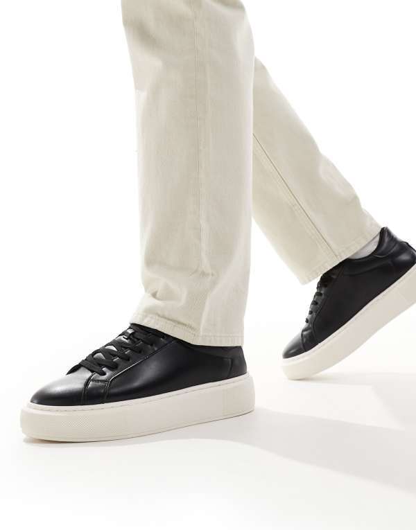 ジャック アンド ジョーンズ メンズ シューズ スニーカー レザー フェイクレザー Jack & Jones faux leather trainer Anthracite ブラック｜ReVida 店