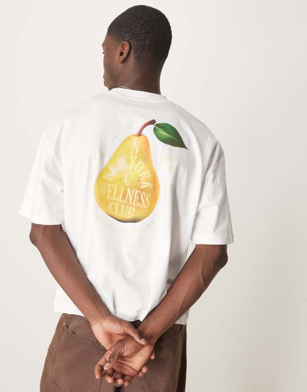 エイソス メンズ トップス Tシャツ グラフィック ASOS DESIGN boxy oversized T-shirt with fruit graphic BRIGHT WHITE ホワイト