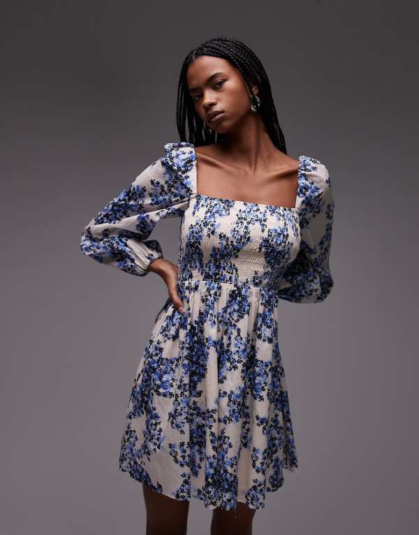 アンドアザーストーリーズ レディース トップス ワンピース ミニワンピース フラワー柄 プリント ミニ フラワー & Other Stories square neck mini dress with shirred bodice floral print Blue Floral Print ブルー