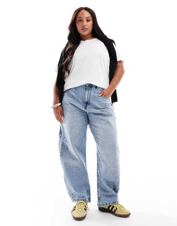 エイソス レディース ボトムス デニムパンツ ジーンズ ASOS Curve ASOS DESIGN Curve barrel leg jeans in light LIGHT BLUE ブルー｜ReVida 店