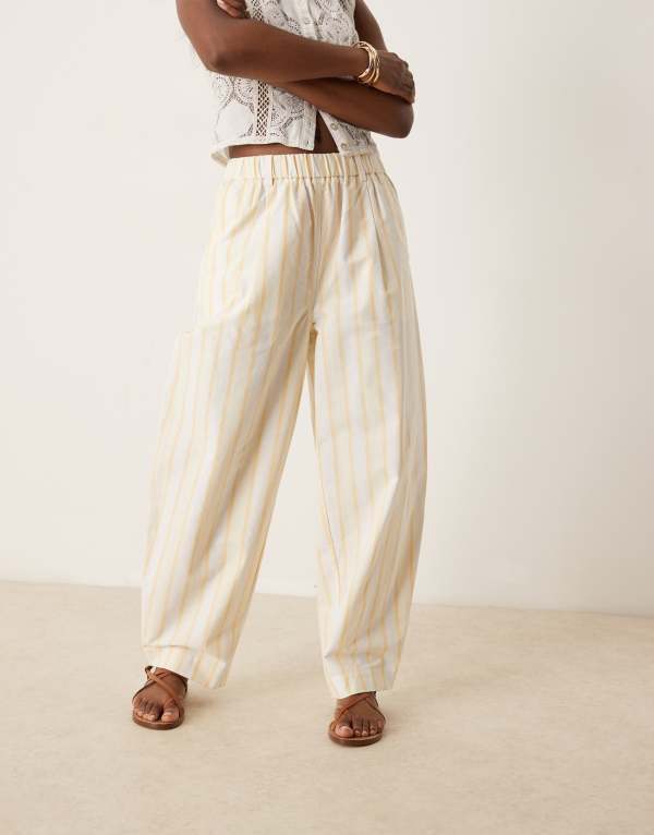 エイソス レディース ボトムス カジュアルパンツ パンツ リネン ASOS DESIGN linen look barrel pants in yellow stripe Yellow Stripe イエロー