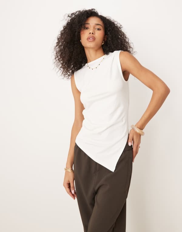 エイソス レディース トップス タンクトップ アシンメトリー ASOS DESIGN asymmetric tank in coconut milk Coconut milk