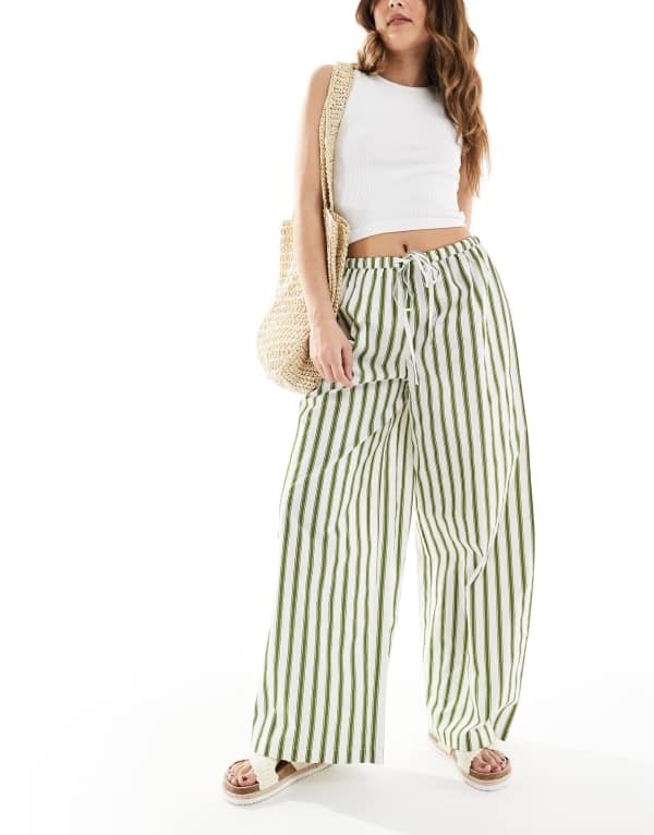 ウェンズデーガール レディース ボトムス 心地好いズボン下 ワイドレッグ ズボン下 Wednesday\u0027s Girl wide leg striped pants and White/green 白いこと