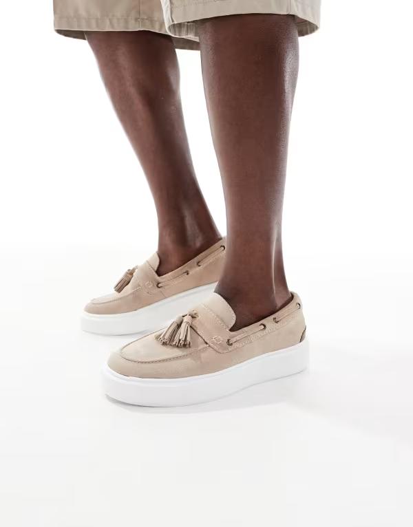 エイソス メンズ シューズ スリッポン・ローファー スエード ローファー ASOS DESIGN cupsole loafers in stone suede with tassels Stone ストーン