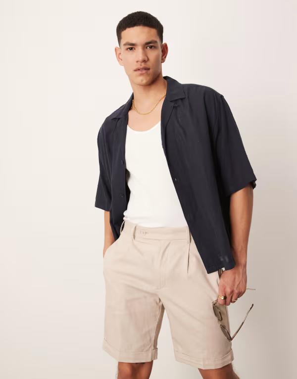 エイソス メンズ ボトムス ハーフパンツ・ショーツ ショートパンツ リネン ASOS DESIGN smart straight linen blend chino shorts with front pleat in stone STONE ストーン