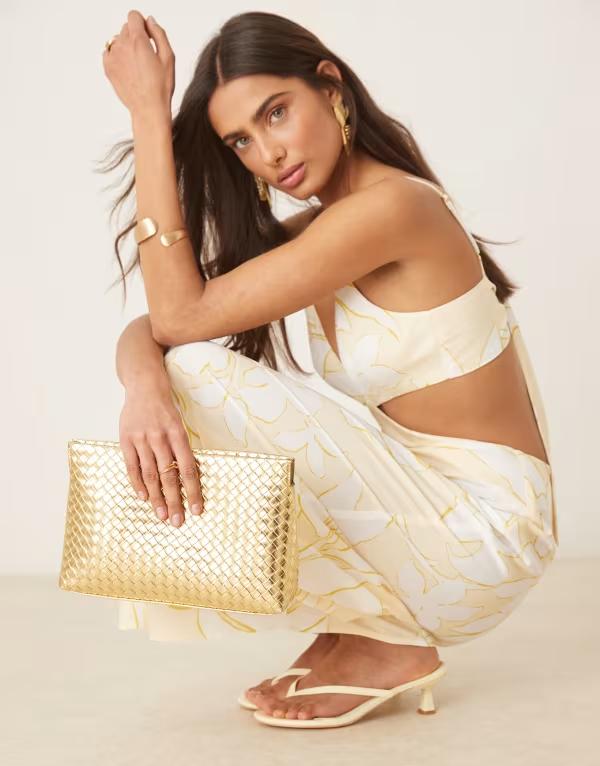 エイソス レディース バッグ クラッチバッグ ASOS DESIGN weave zip top clutch bag GOLD ゴールド