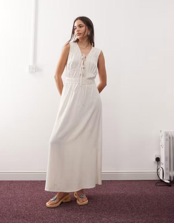 リクレイム ヴィンテージ レディース トップス ワンピース リネン マキシ Reclaimed Vintage maxi sun dress with ruching and ties in ecru linen blend Netrual エクリュ