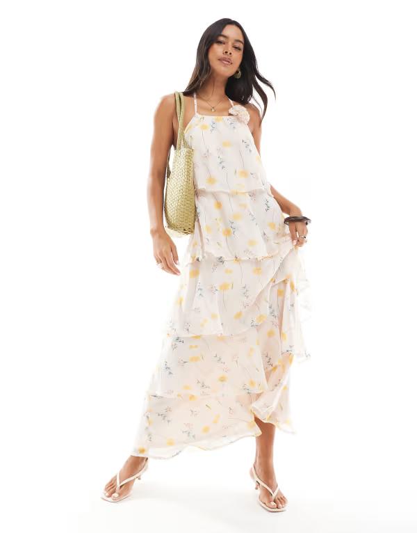 ピーシーズ レディース トップス ワンピース ティアード マキシワンピース フラワー柄 プリント フリル マキシ フラワー Pieces ruffle tiered maxi dress with corsage detail in pale pink floral print PEACH ALL OVER PRINT ピーチ|ReVida 店