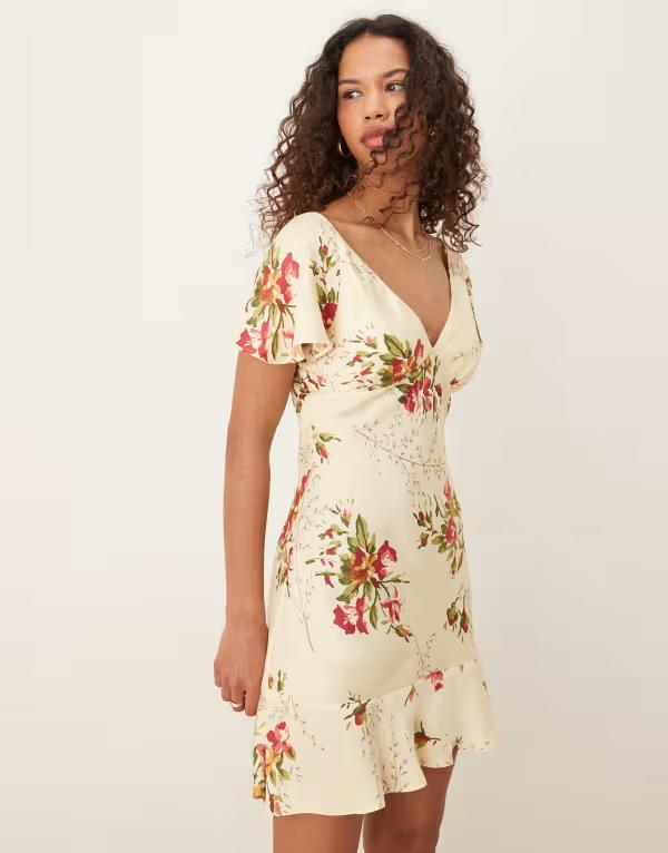 エイソス レディース トップス ワンピース ミニワンピース フラワー柄 プリント ミニ フラワー ASOS DESIGN flutter sleeve mini dress in floral print floral print