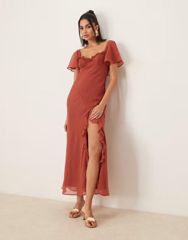 エイソス レディース トップス ワンピース オープンバック レーストリム フリル レース ASOS DESIGN flutter sleeve lace trim ruffle slit midaxi dress with open back in rustラスト｜ReVida 店