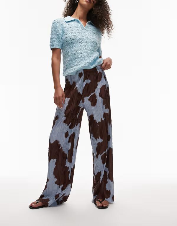 トップショップ レディース ボトムス カジュアルパンツ プリント パンツ Topshop cow print plisse pants BLUE ブルー