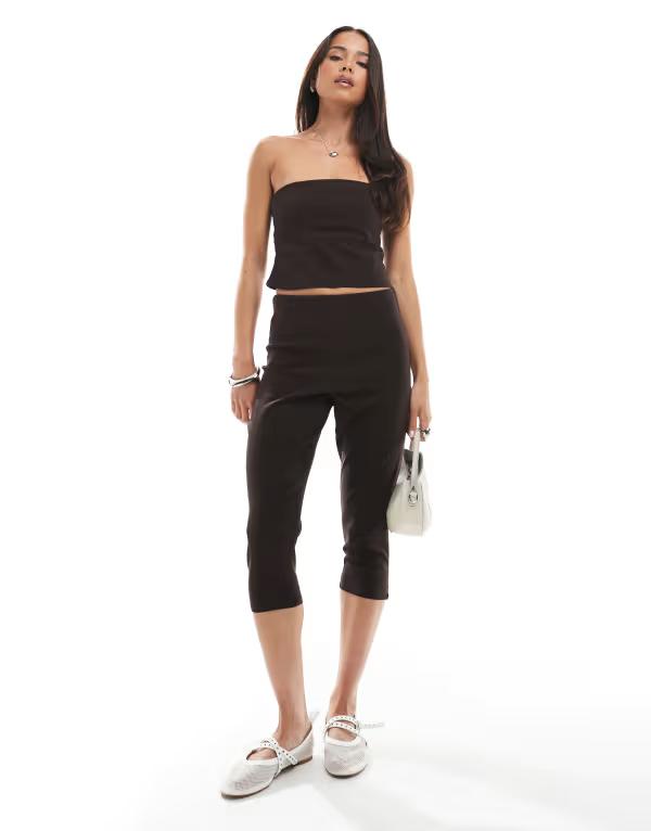 ミスセルフフリッジ レディース ボトムス カジュアルパンツ パンツ キャップ Miss Selfridge bengaline capri pants in chocolate - part of a set Chocolate チョコレート 7,546円