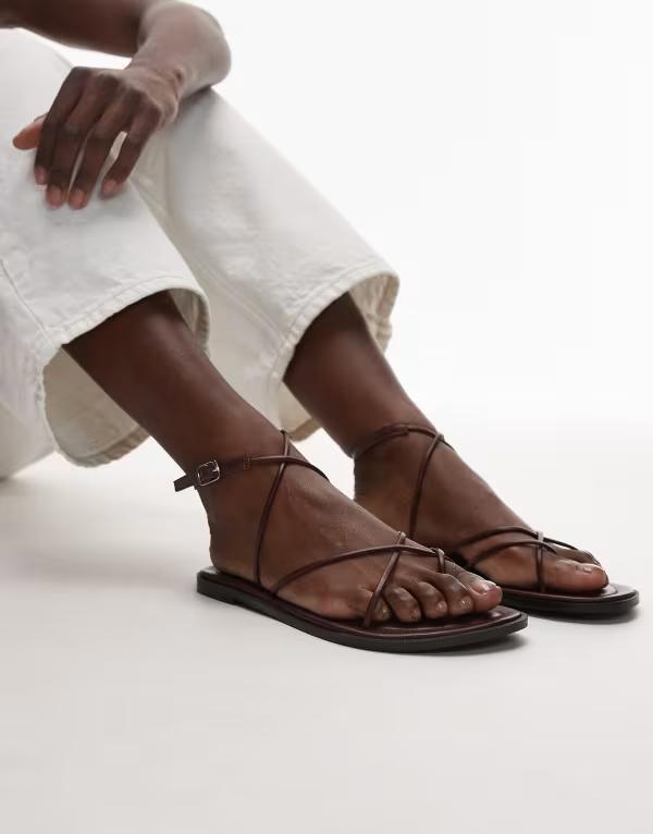 トップショップ レディース シューズ サンダル レザー Topshop Kim real leather strappy flat sandals Burgundy バーガンディ