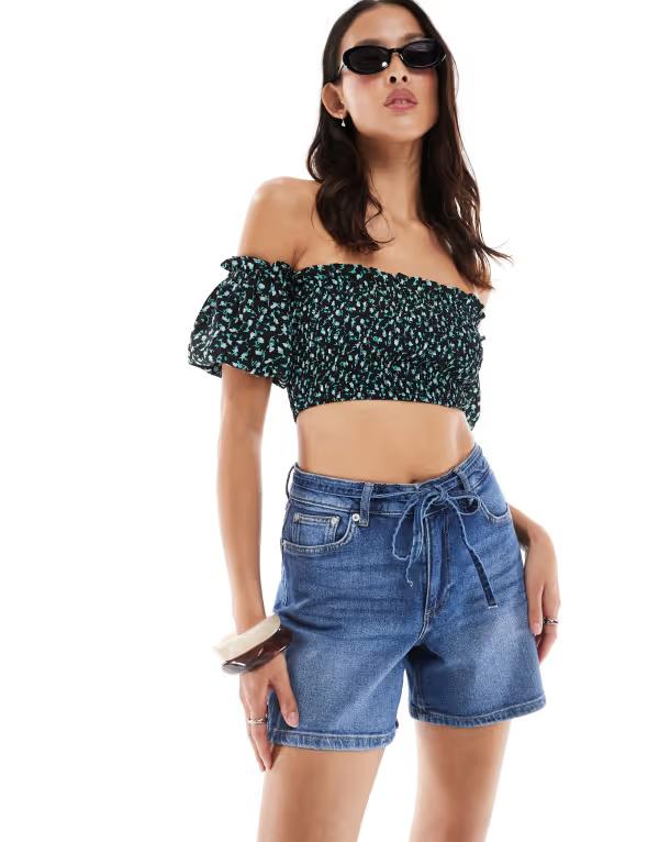 オンリー レディース ボトムス ハーフパンツ・ショーツ タイディテール ショートパンツ デニム ONLY tie detail loose fit denim shorts in mid wash MID BLUE ブルー