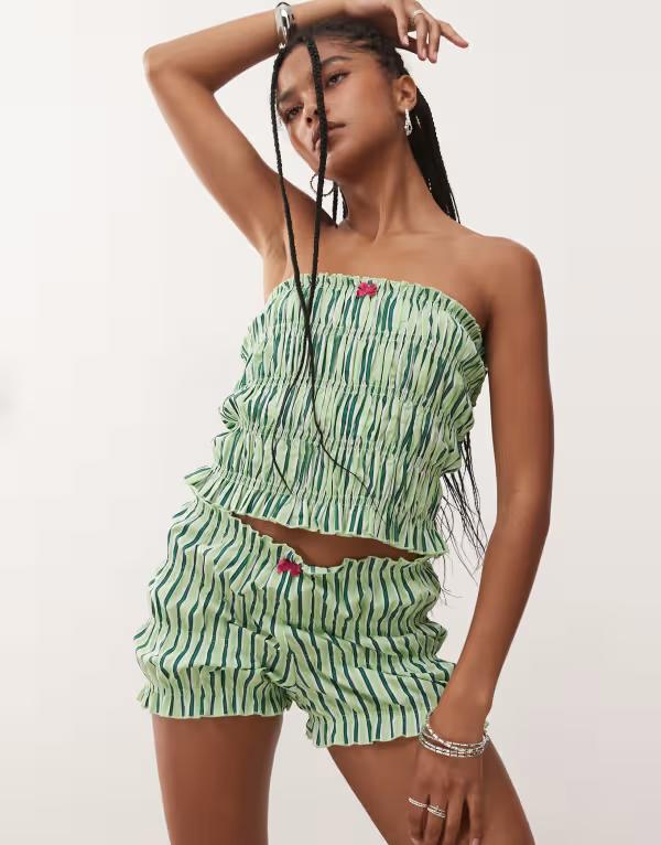 コルージョン レディース ボトムス ハーフパンツ・ショーツ ショートパンツ COLLUSION shirred micro shorts stripe - part of a set GREEN グリーン