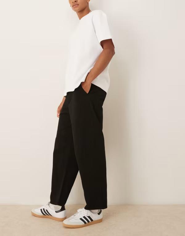 エイソス メンズ ボトムス 心地よいズボン下 ズボン下 ASOS DESIGN relaxed tapered pants Black 黒いこと