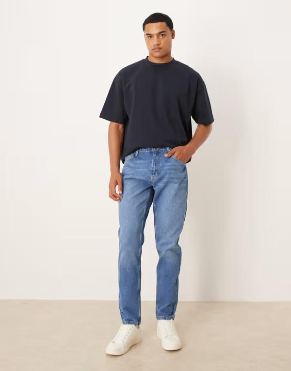 エイソス メンズ ボトムス デニムパンツ ジーンズ ASOS DESIGN tapered jeans in mid wash BLUE ブルー
