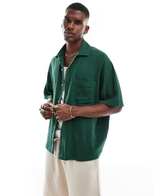 エイソス メンズ トップス シャツ ASOS DESIGN boxy textured revere regular shirt Green グリーン