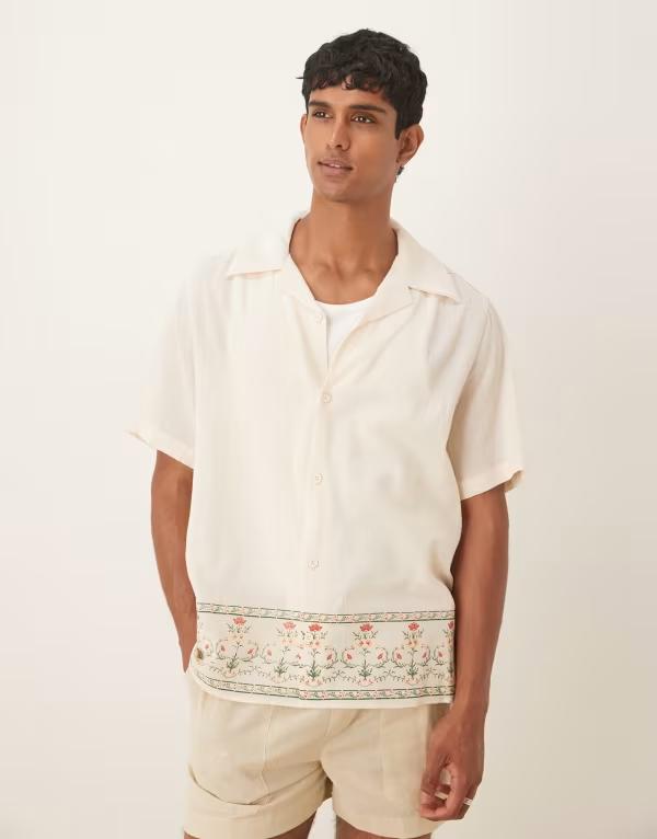 エイソス メンズ トップス シャツ プリント ASOS DESIGN relaxed textured shirt with print Biege ベージュ