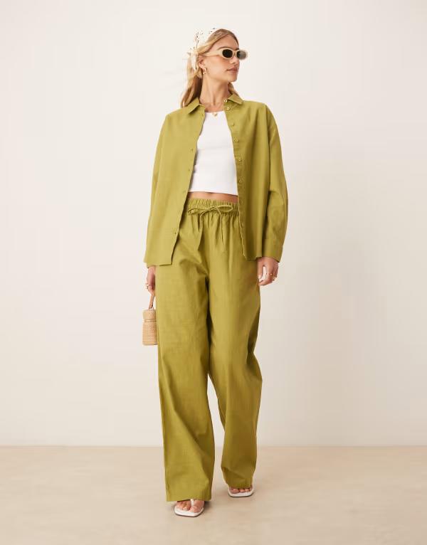 エイソス レディース ボトムス カジュアルパンツ パンツ リネン ASOS DESIGN linen look pull on pants in olive - part of a set Olive オリーブ