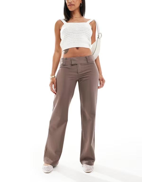 コットンオン レディース ボトムス カジュアルパンツ ローライズ パンツ コットン Cotton:On Cotton On Lola low rise suiting pants in mink Mink brown ブラウン