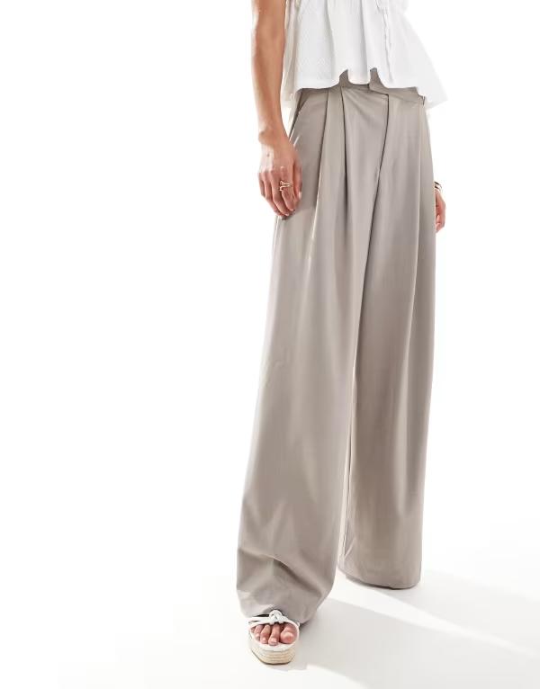 コットンオン レディース ボトムス カジュアルパンツ プリーツ パンツ コットン Cotton:On Cotton On Izzy pleated suiting pants in taupe heather Taupe トープ