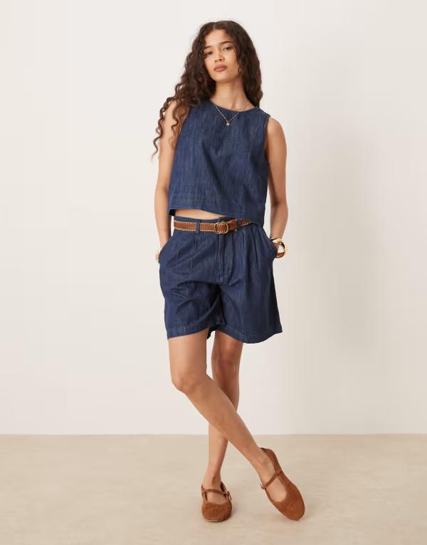 マンゴ レディース ボトムス 二分の一ズボン下・さる股引き 遊撃手ズボン下 綿織物 ジーンズ Mango cotton tailored longline denim shorts with dart detailing インチ indigo - part of a set INDIGO インディゴ