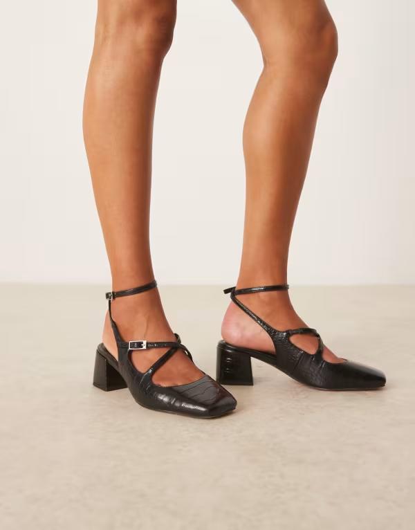 エイソス レディース シューズ 踵 ASOS DESIGN Simone buckle strap detail mid block heel shoes Black 黒いこと