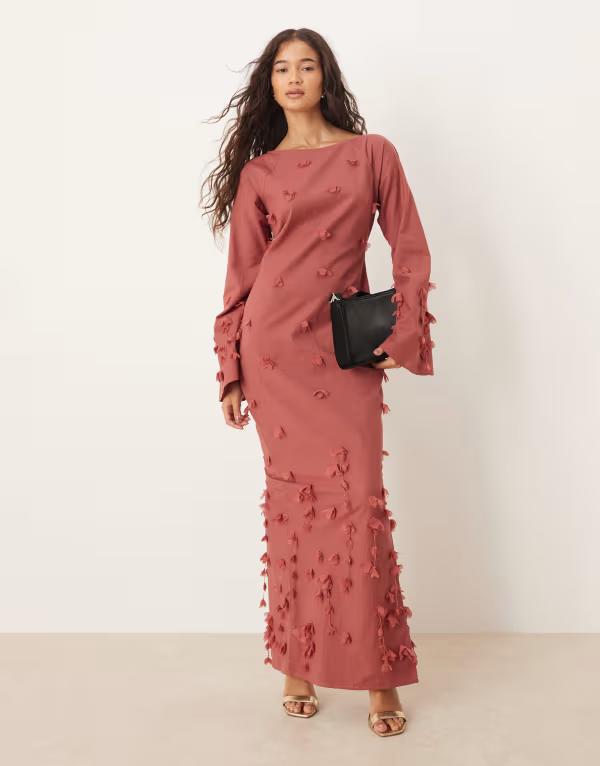 エイソス レディース トップス ワンピース マキシワンピース マキシ ASOS DESIGN fluted sleeve maxi dress with trailing flowers in dark Dark red レッド