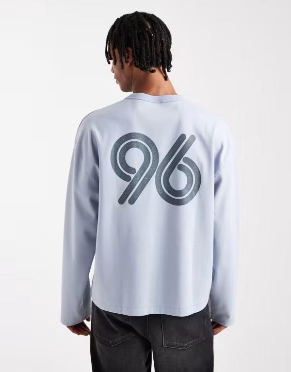 エイソス メンズ トップス Tシャツ グラフィック ASOS DESIGN premium heavyweight 330gsm boxy oversized long sleeve t-shirt with number graphic in light BLUE BLIZZARD ブルー