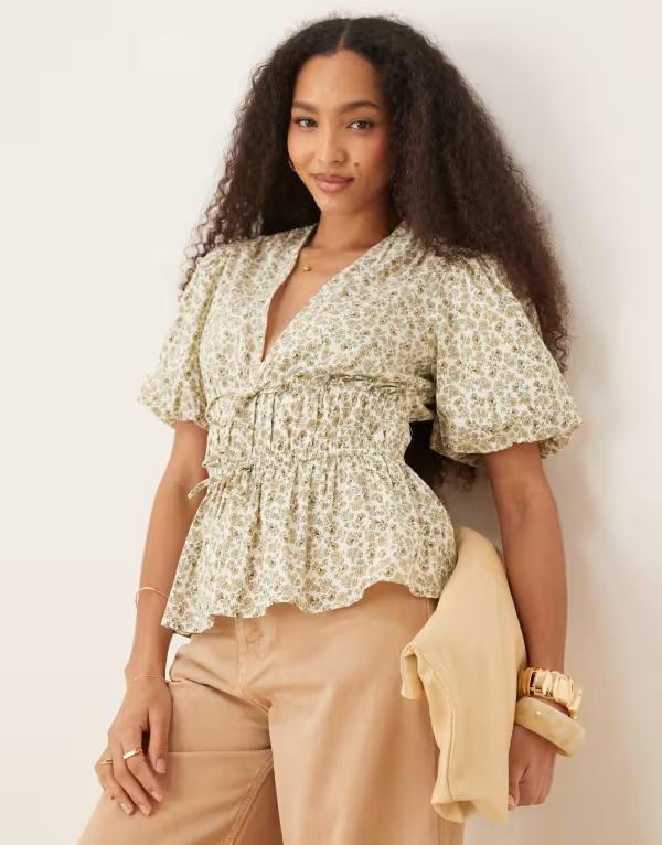 ノーバディーズ チャイルド レディース トップス シャツ フラワー柄 フラワー Nobody's Child Cordellia puff sleeve crop top in yellow floral Yellow floral イエロー