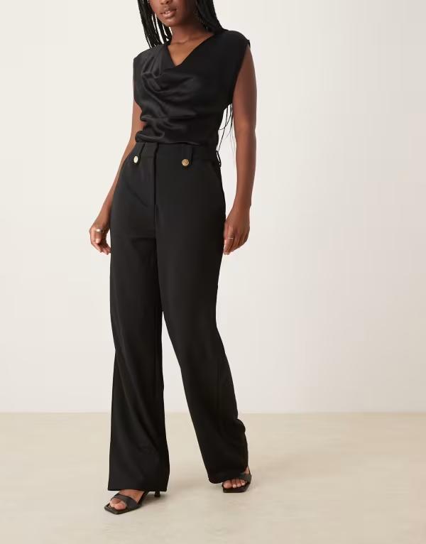 ヴィラ レディース ボトムス カジュアルパンツ パンツ Vila high waisted button detail pants Black GOLD TONE BUTTON ブラック｜ReVida 店