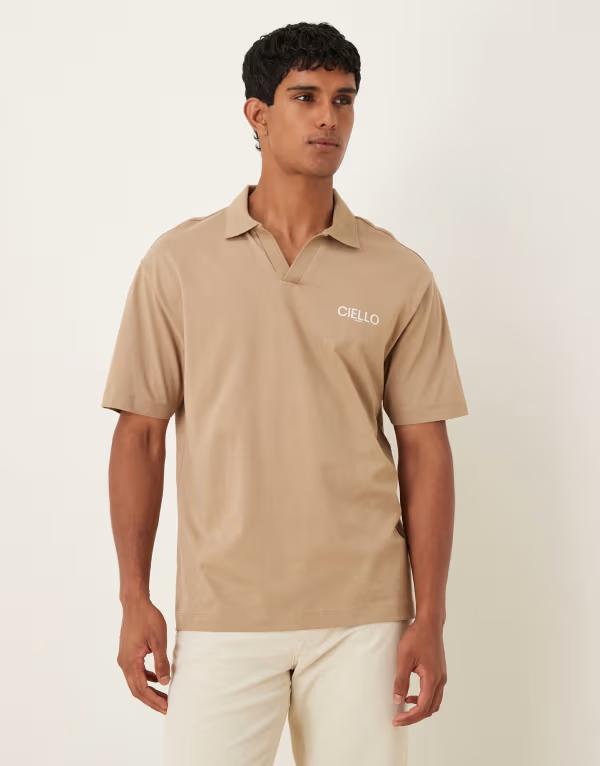 エイソス メンズ トップス ポロシャツ リラックスフィット プリント シャツ ASOS DESIGN heavyweight 240g relaxed fit polo shirt with print detail in greige Greige