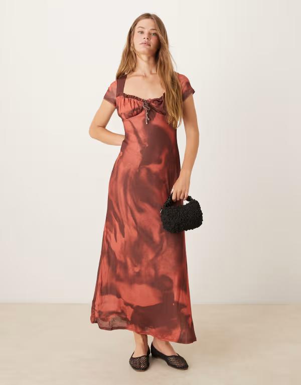 エイソス レディース トップス 衣装 マキシ衣装 御花柄 刷り上げる マキシ 御花 ASOS DESIGN frill neckline printed maxi dress abstract floral Red floral 赤いこと