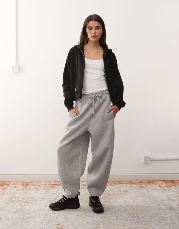 リクレイム ヴィンテージ レディース ボトムス 心地好いズボン下 ズボン下 スウェットパンツ Reclaimed Vintage balloon leg sweatpants heather Heather gray 薄墨色