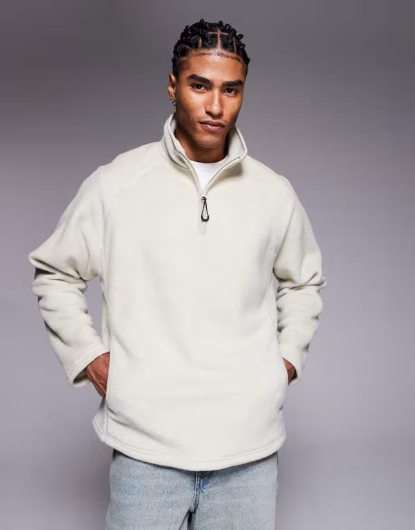 エイソス メンズ アウター パーカー・スウェット ハーフジップ スタンドネック スウェット シャツ フリース ASOS DESIGN oversized funnel neck quarter zip fleece sweatshirt in light Pelican グレー｜ReVida 店 9,706円